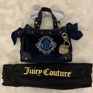 Brand new juicy couture navy mini daydreamer bag